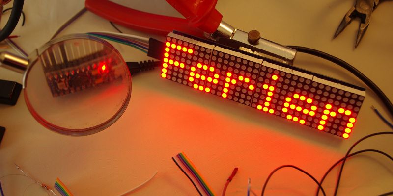 Datei:Backspace-LED-ferien.jpg